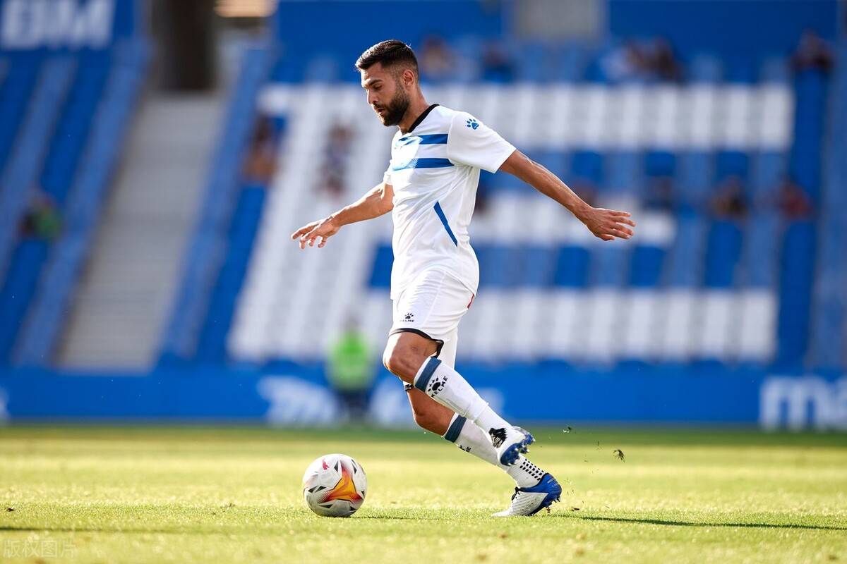 九游体育平台登录-今晚法甲传出新动向，皇家社会主帅复盘，管理层表态——话题不断，更衣室氛围转暖的简单介绍