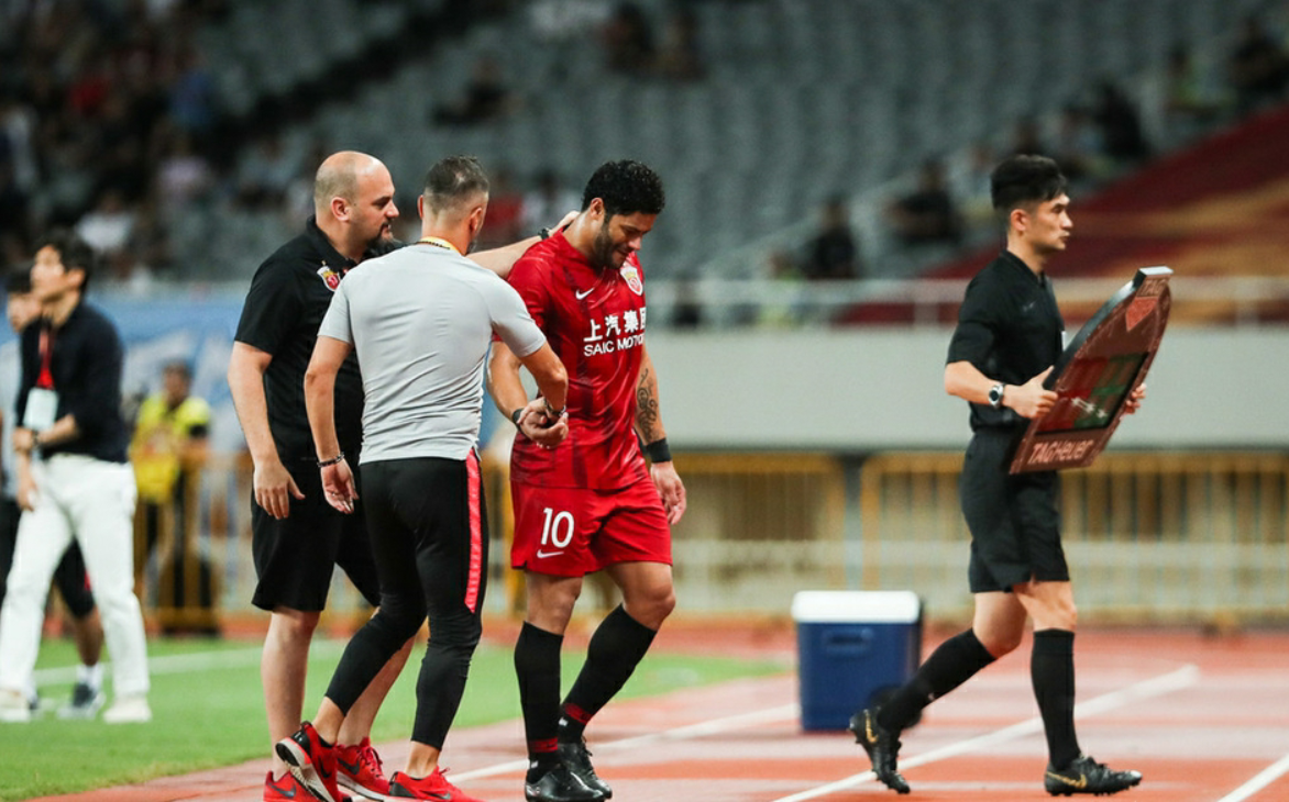 九游体育平台登录-菲尼克斯太阳训练开放日，关键时刻扳平良机引欢呼，亚冠在即，身体对抗强度拉满的简单介绍