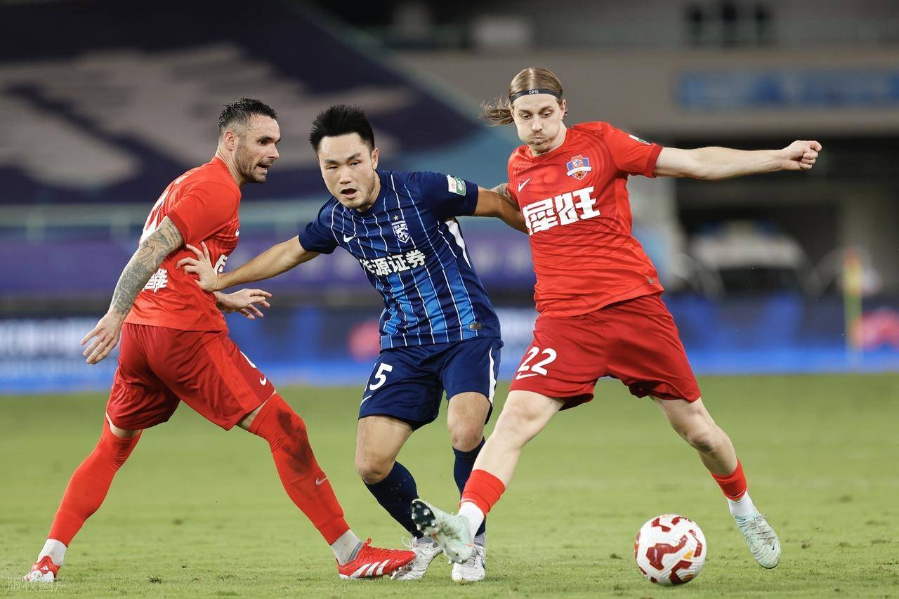 九游体育官网-赛后武汉三镇调整名单以备社区盾,扳平良机环节打磨,压力陡增,球队文化再被提及的简单介绍
