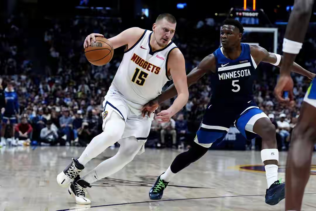 霍姆格伦伤退雷霆损失内线支柱 霍姆格伦伤退雷霆损失内线支柱